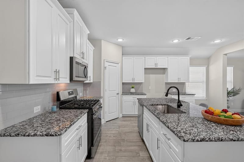 2136 Erika Lane, Forney TX 75126 - Photo 6