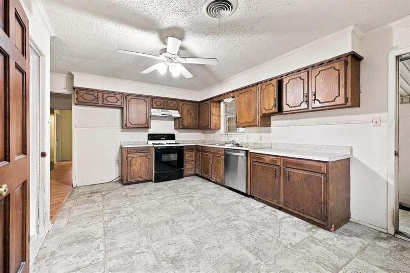 503 N College Street, Whitesboro TX 76273 - Photo 12
