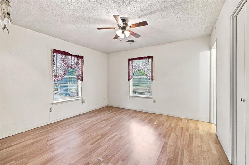 503 N College Street, Whitesboro TX 76273 - Photo 26