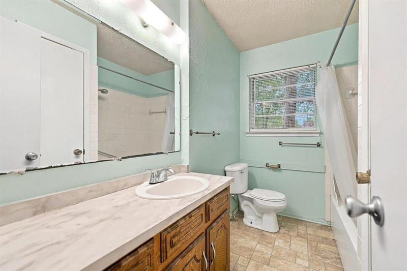 503 N College Street, Whitesboro TX 76273 - Photo 24