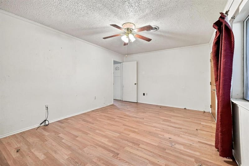 503 N College Street, Whitesboro TX 76273 - Photo 10