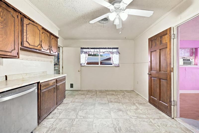 503 N College Street, Whitesboro TX 76273 - Photo 14