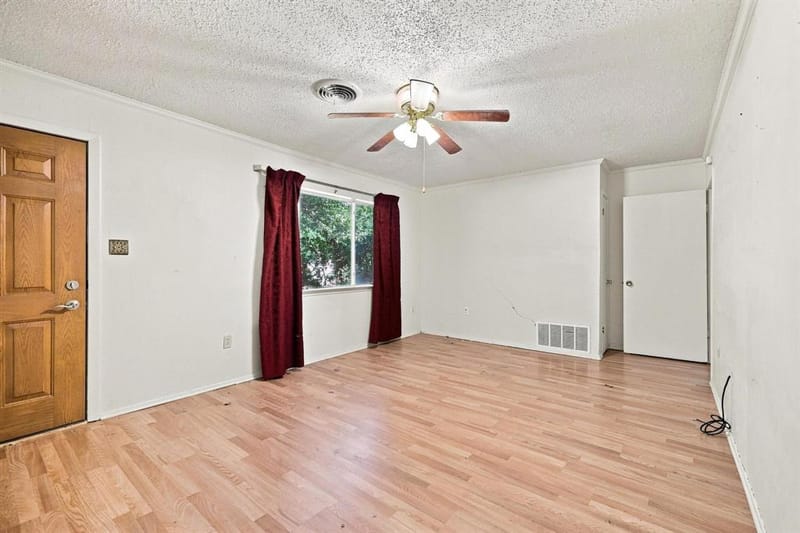 503 N College Street, Whitesboro TX 76273 - Photo 8