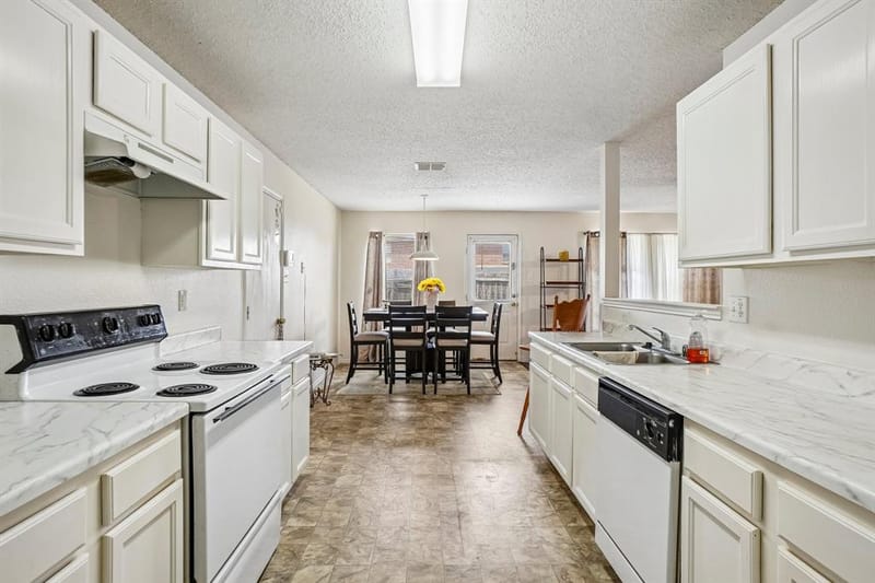659 Pondview Drive, Cedar Hill TX 75104 - Photo 17