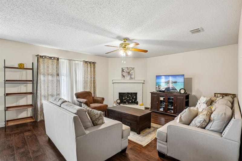 659 Pondview Drive, Cedar Hill TX 75104 - Photo 14