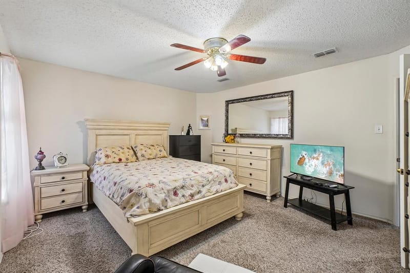 659 Pondview Drive, Cedar Hill TX 75104 - Photo 11