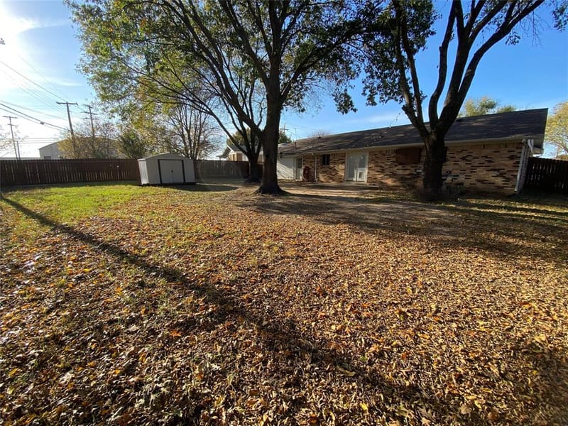 1205 S Valentine Drive, Sherman TX 75090 - Photo 23