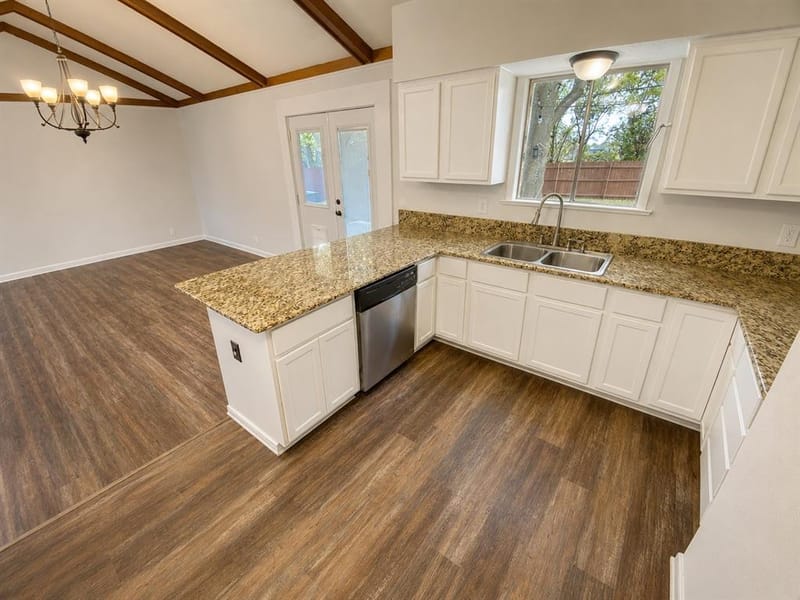 1205 S Valentine Drive, Sherman TX 75090 - Photo 9