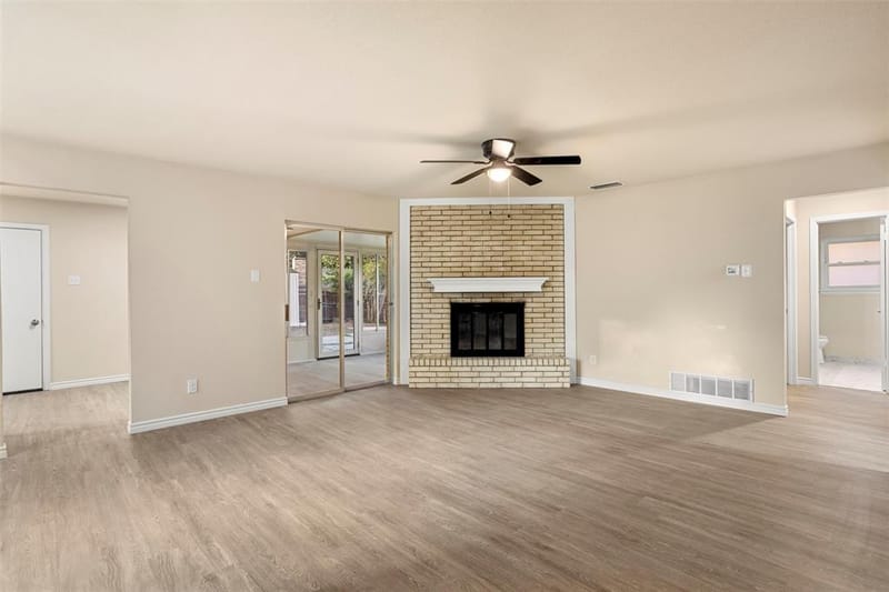 509 E Williamsburg Manor, Arlington TX 76014 - Photo 7