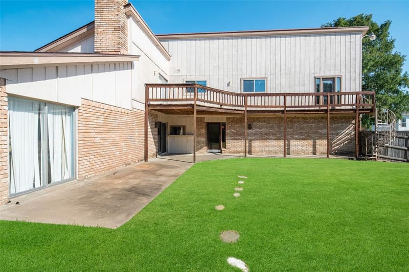 2621 Country Club Parkway, Garland TX 75043 - Photo 34
