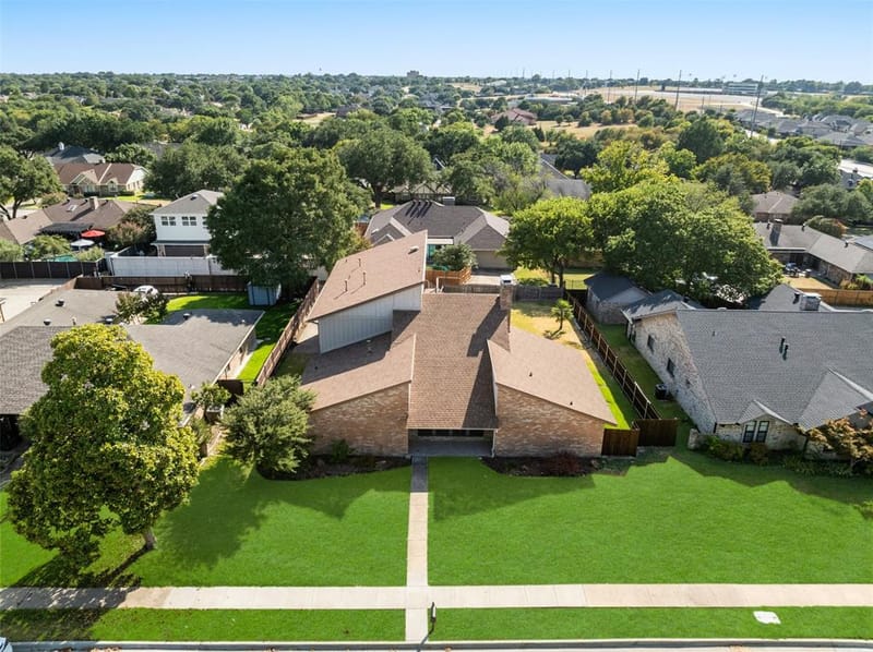 2621 Country Club Parkway, Garland TX 75043 - Photo 37