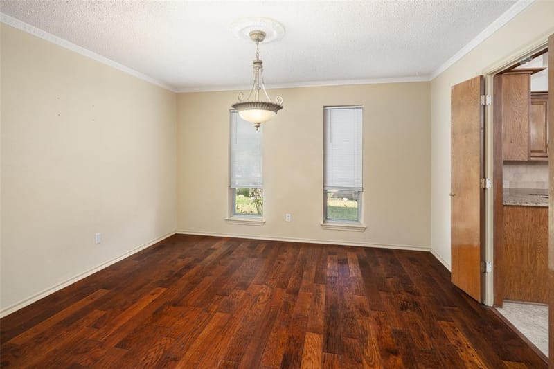 2621 Country Club Parkway, Garland TX 75043 - Photo 15