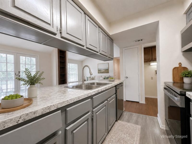 7525 Holly Hill Drive # 10, Dallas TX 75231 - Photo 8