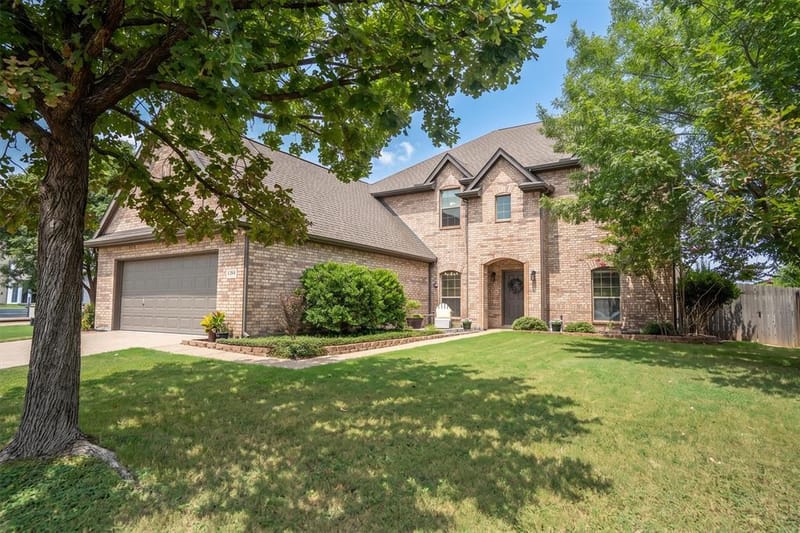 304 Creekside Trail, Argyle TX 76226