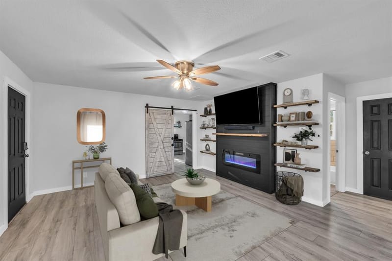 211 W Stegall Drive, Robinson TX 76706 - Photo 5