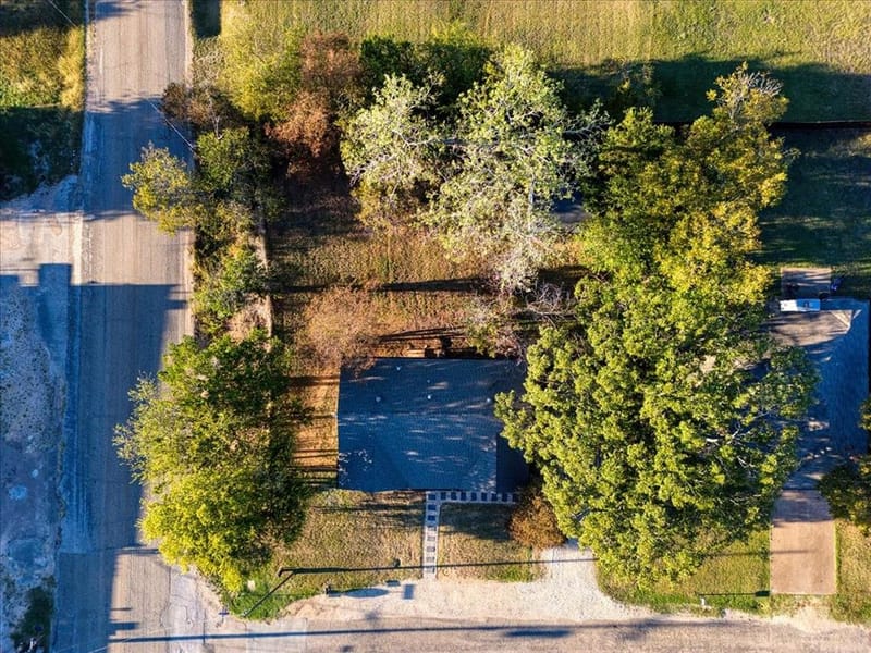 211 W Stegall Drive, Robinson TX 76706 - Photo 25