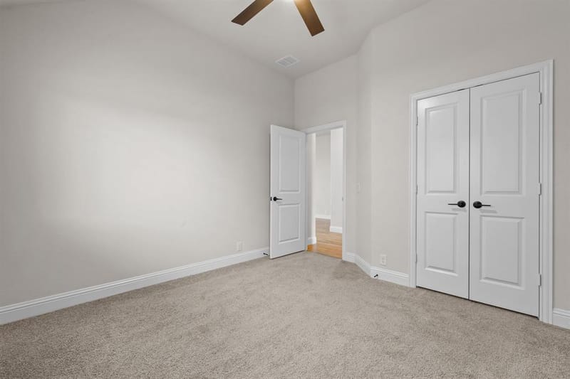 609 Pawprint Hollow, Godley TX 76044 - Photo 27
