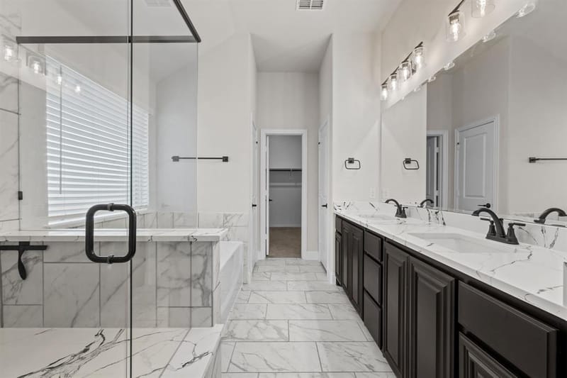 609 Pawprint Hollow, Godley TX 76044 - Photo 19