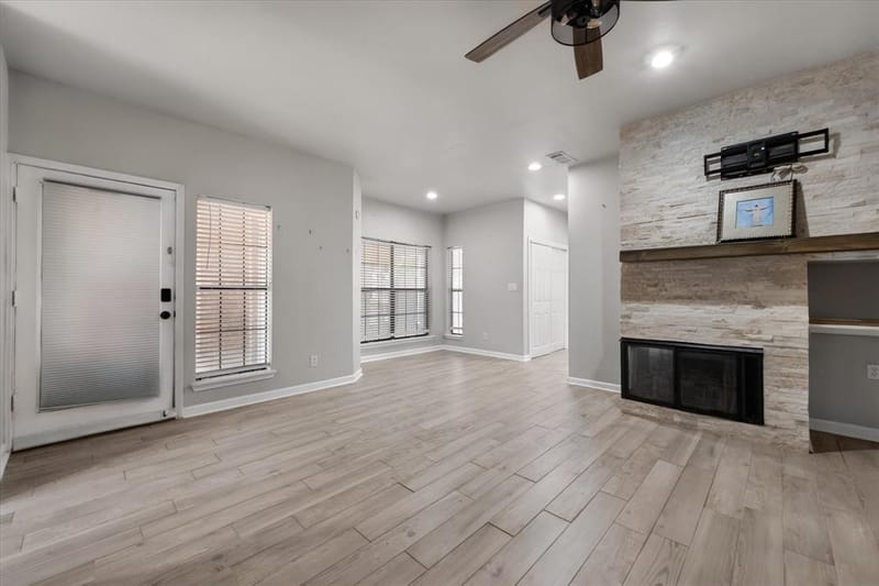2730 Silver Creek Drive # 128, Arlington TX 76006