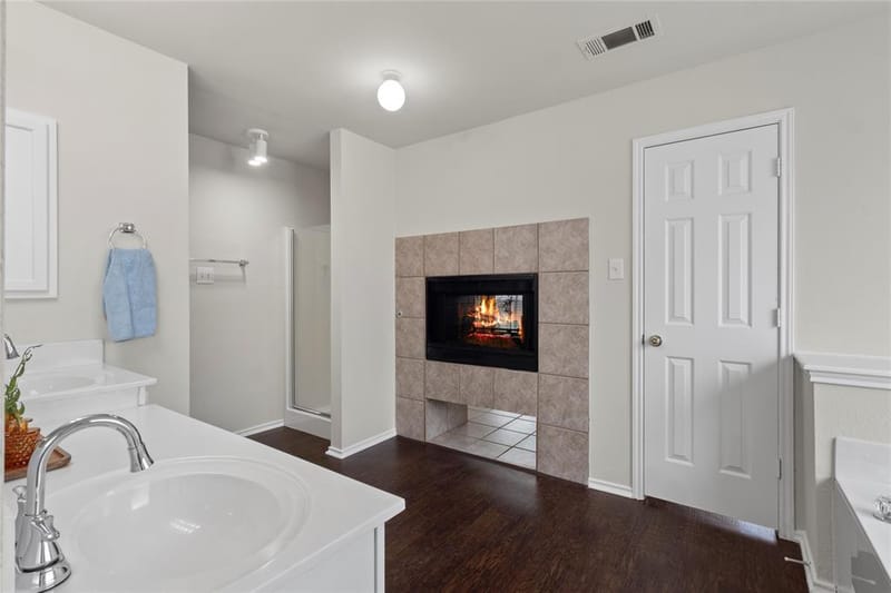 7100 Livingston Drive, Denton TX 76210 - Photo 15