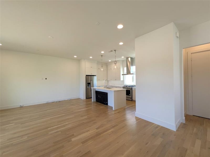 2723 Kimsey Drive # 104, Dallas TX 75235 - Photo 9
