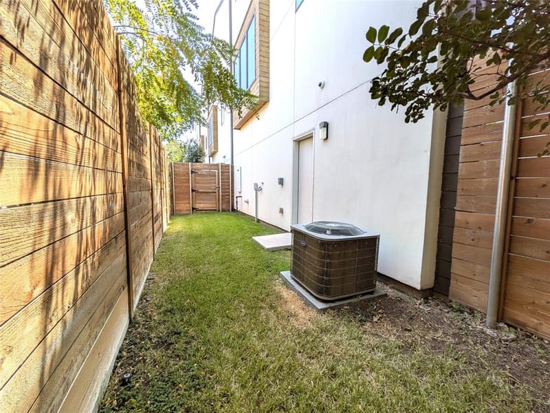 2723 Kimsey Drive # 104, Dallas TX 75235 - Photo 33