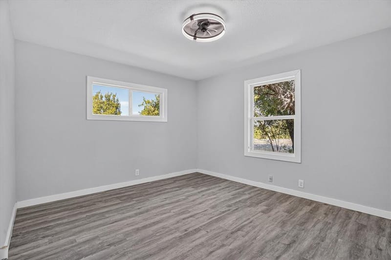 1225 W Belknap Street, Jacksboro TX 76458 - Photo 22