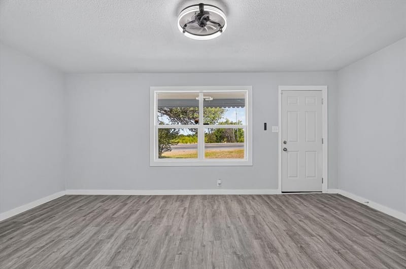 1225 W Belknap Street, Jacksboro TX 76458 - Photo 18