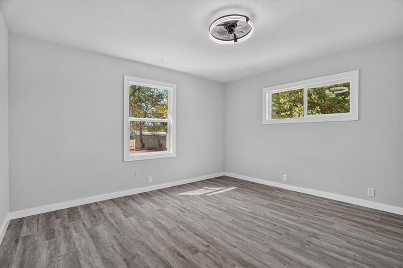 1225 W Belknap Street, Jacksboro TX 76458 - Photo 25
