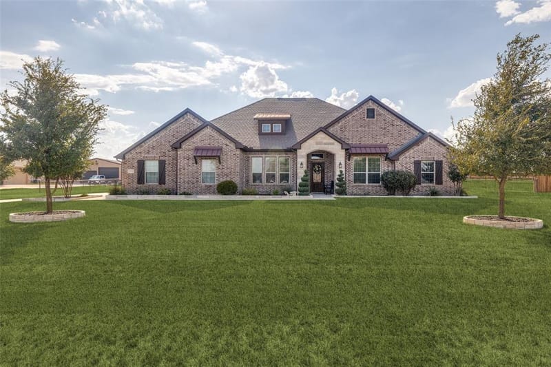 110 High Ridge Court, Decatur TX 76234