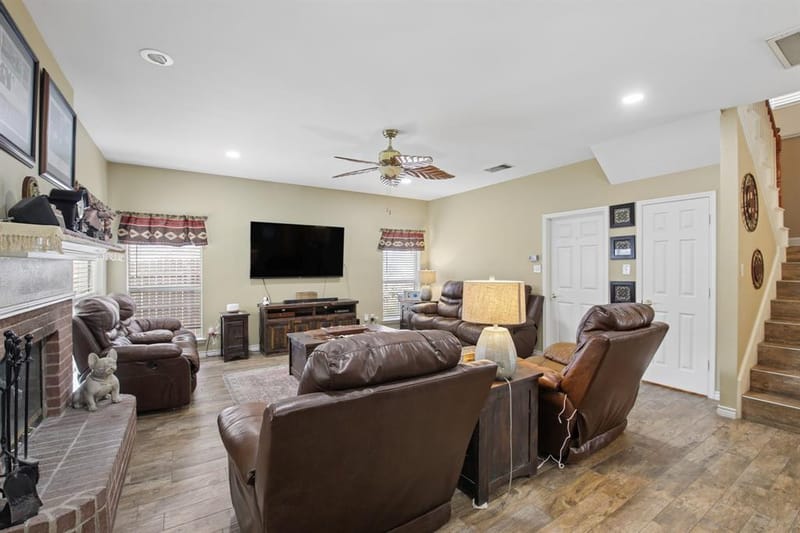 3039 Bosswood Court, Grand Prairie TX 75052 - Photo 10
