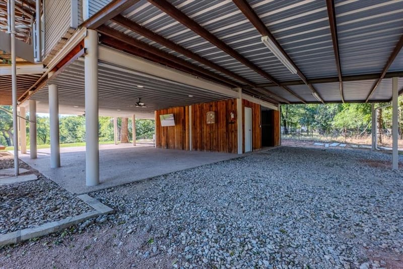 421 N Lazy Bend Road, Millsap TX 76066 - Photo 20