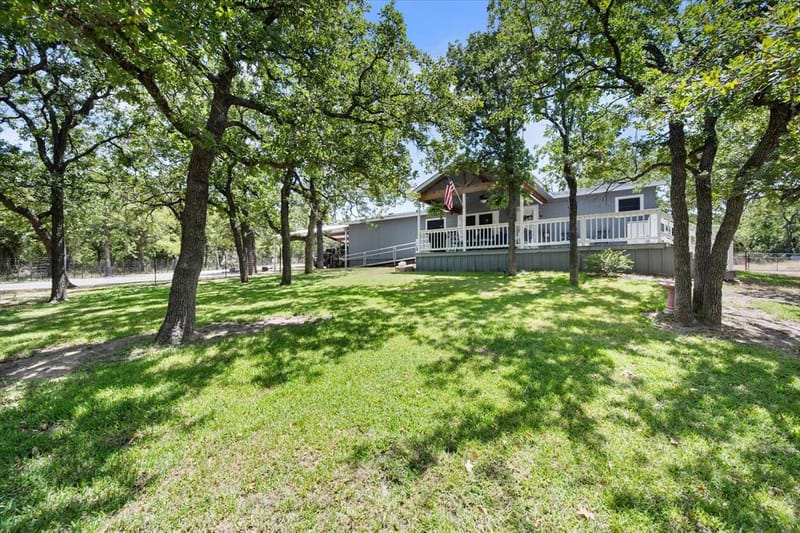 576 Threatt, Weatherford TX 76088