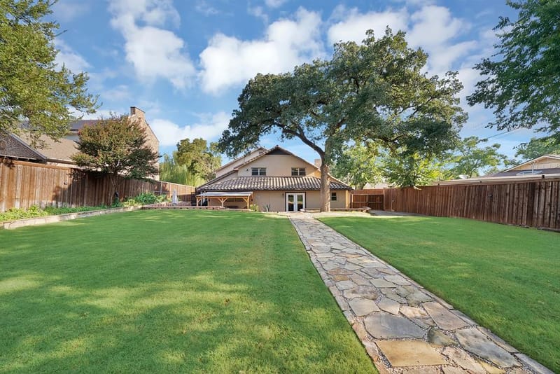 306 E Rochelle Boulevard, Irving TX 75062 - Photo 37