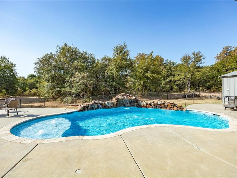 128 Paradise Oaks Court, Paradise TX 76073 - Photo 20