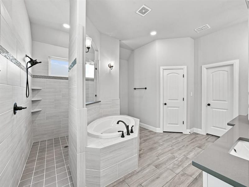 128 Paradise Oaks Court, Paradise TX 76073 - Photo 10
