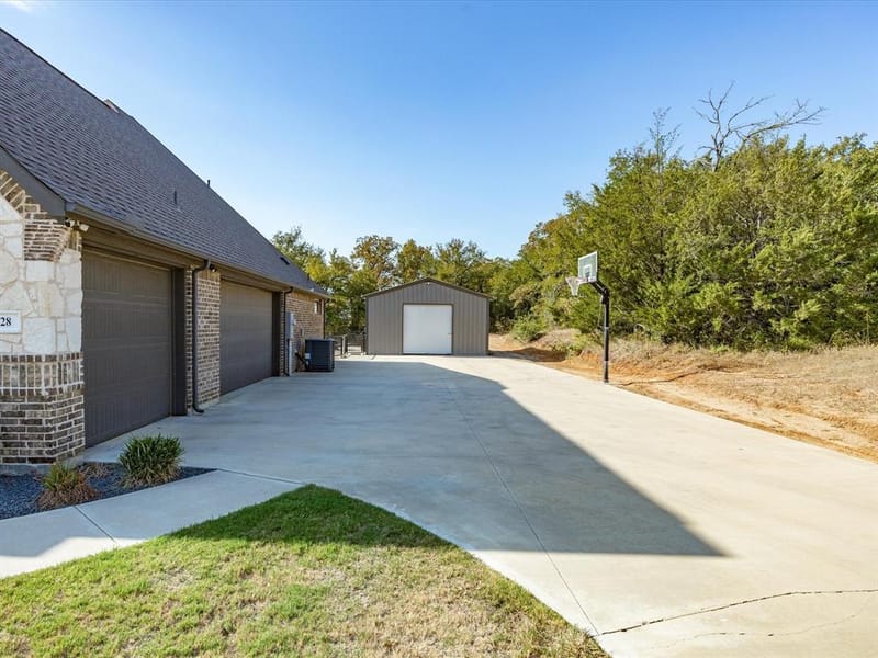128 Paradise Oaks Court, Paradise TX 76073 - Photo 25