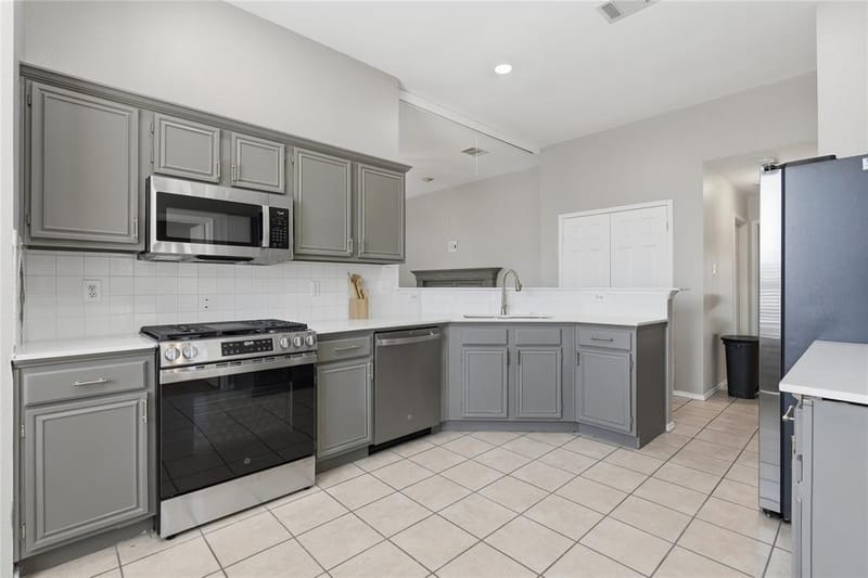2704 Oak Creek, Mesquite TX 75181 - Photo 8