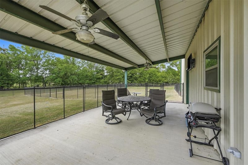 82 CR 2112, Gainesville TX 76240 - Photo 33