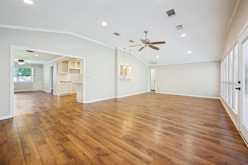 1504 Briarwood Boulevard, Arlington TX 76013 - Photo 12