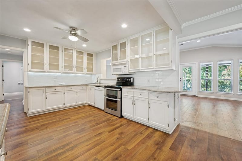 1504 Briarwood Boulevard, Arlington TX 76013 - Photo 8