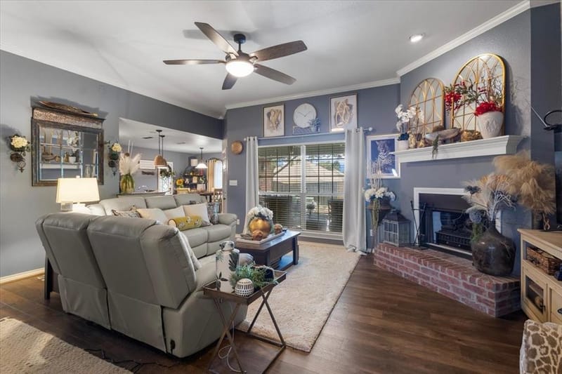 107 N Collin Drive, Chandler TX 75758