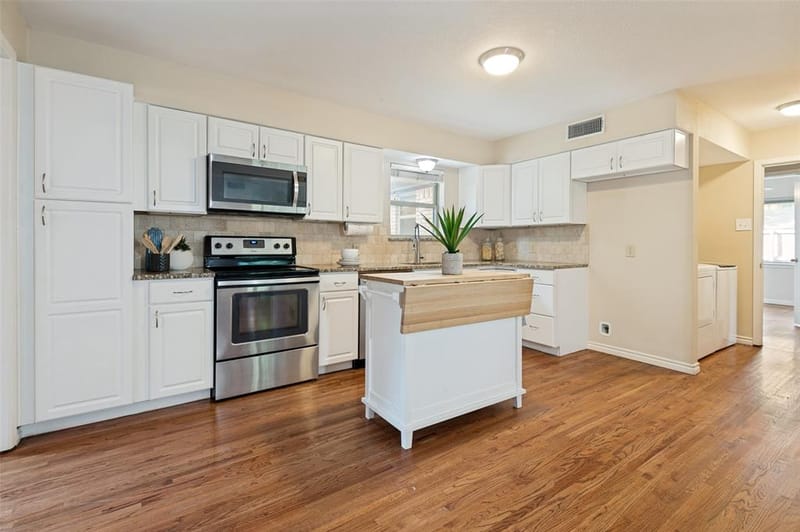 8030 Hunnicut Road, Dallas TX 75228 - Photo 13