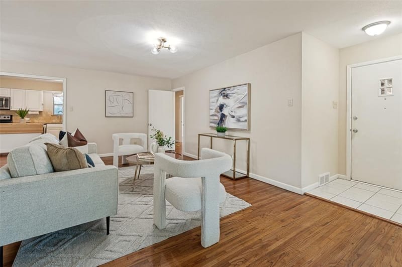 8030 Hunnicut Road, Dallas TX 75228 - Photo 7