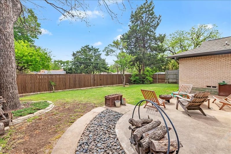 8030 Hunnicut Road, Dallas TX 75228