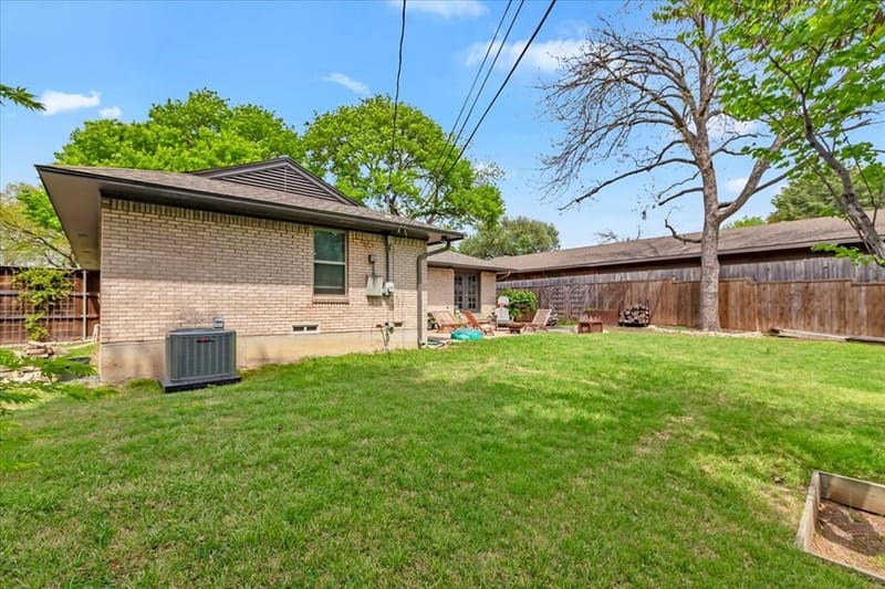 8030 Hunnicut Road, Dallas TX 75228 - Photo 30