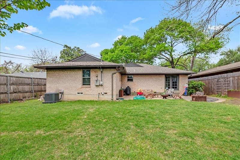 8030 Hunnicut Road, Dallas TX 75228 - Photo 29