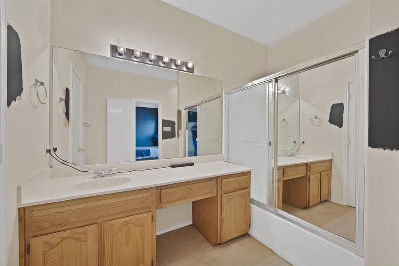 4925 Saint Thomas Place, Fort Worth TX 76135 - Photo 25