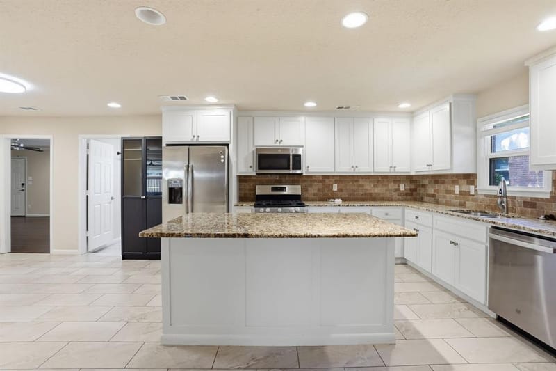 5708 Sunset Road, Westworth Village TX 76114 - Photo 6