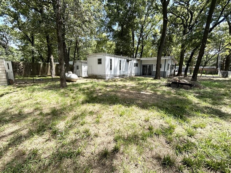 305 Live Oak Lane, Mabank TX 75156 - Photo 2
